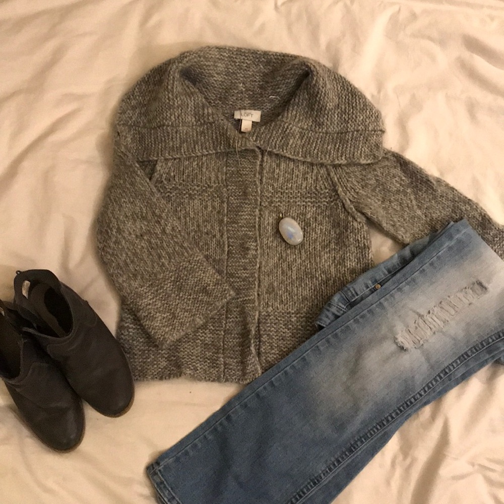 Ann Taylor Loft heather grey cardigan